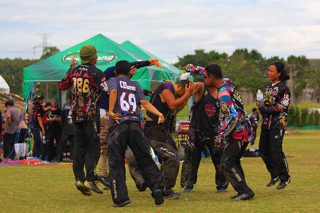 己的成功之 己的成功之